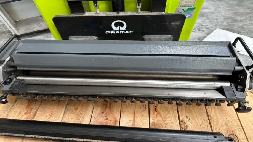 Heidelberg, MO Numbering & Perforating Unit